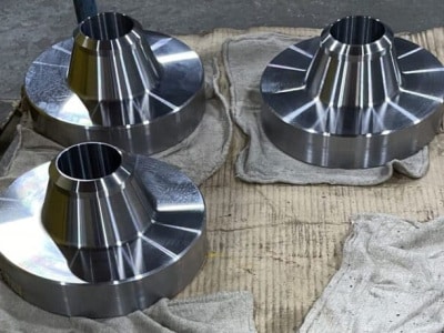 CRC Wellhead machining a flange blank on the Mori Seiki